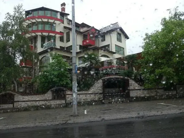 Хотел Меаца