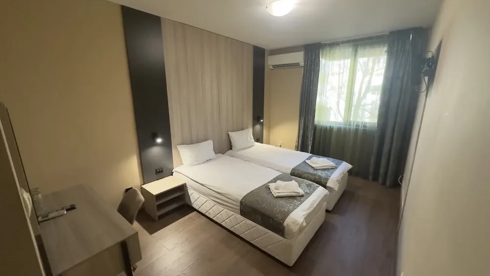 Hotel & Restaurant Pautalia - 9